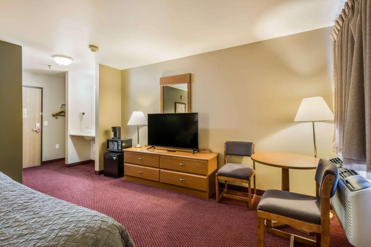 Rice Lake Econo Lodge מראה חיצוני תמונה