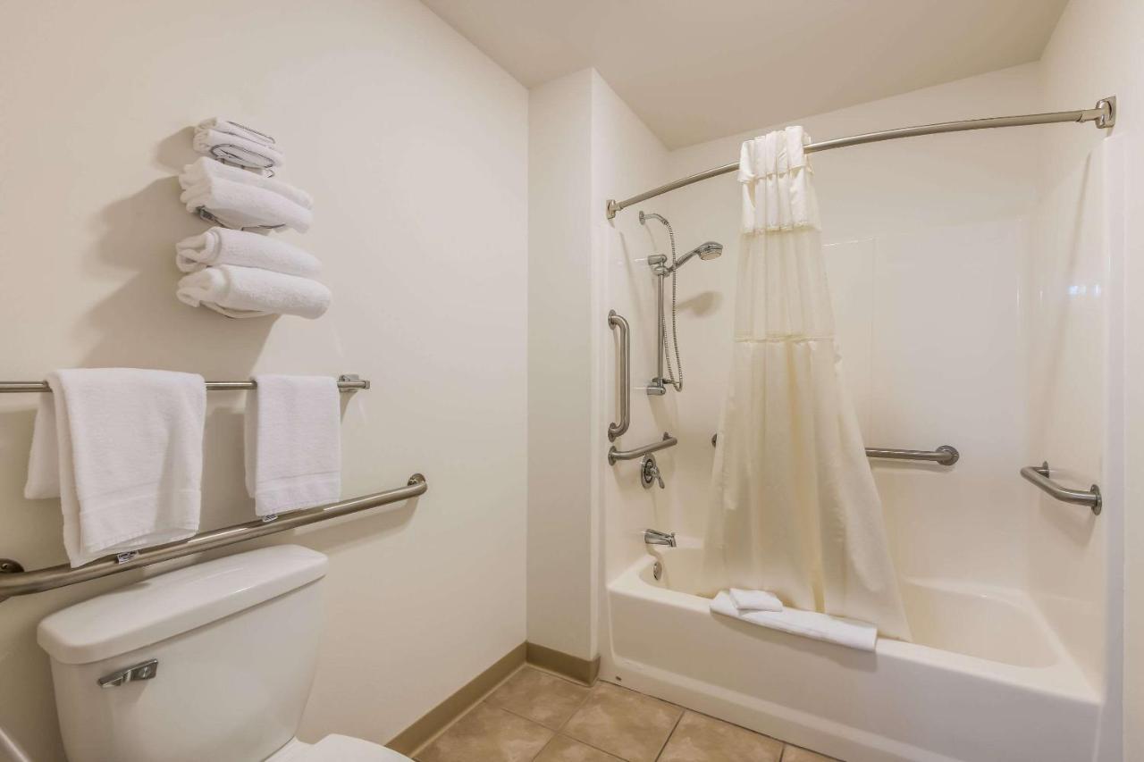 Rice Lake Econo Lodge מראה חיצוני תמונה
