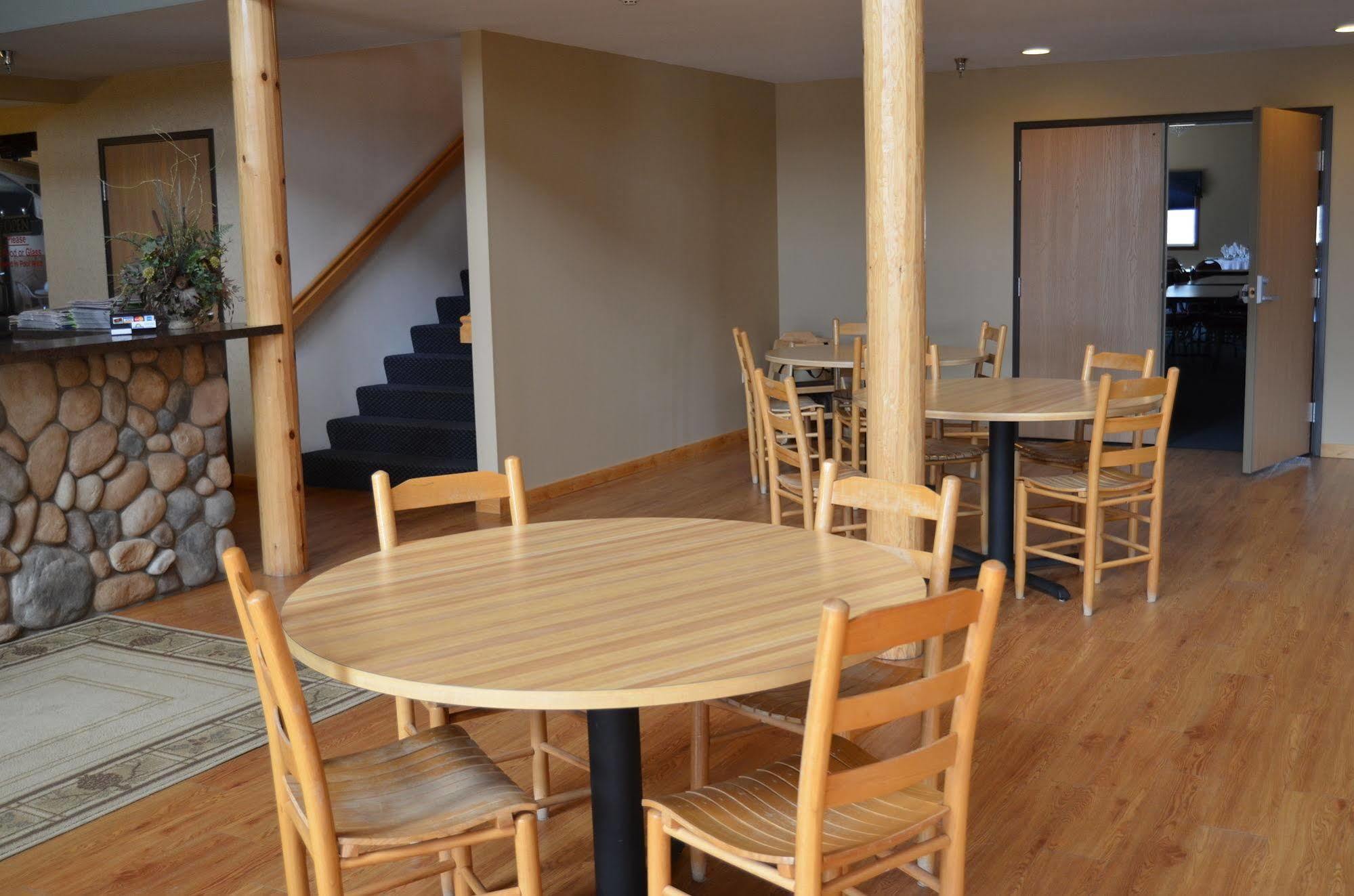 Rice Lake Econo Lodge מראה חיצוני תמונה