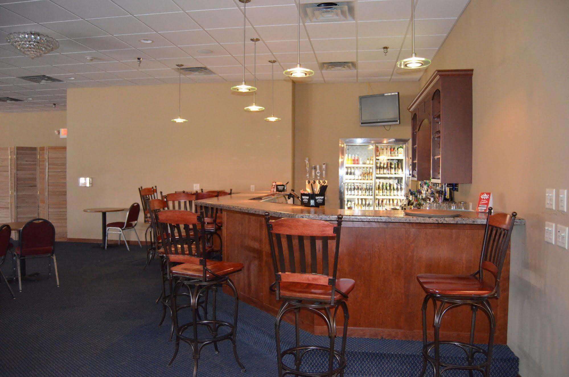 Rice Lake Econo Lodge מראה חיצוני תמונה